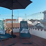 Apartment With Roof Terrace In Town Centre
