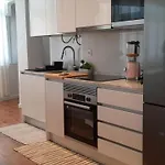 Apartamento Em Alvalade