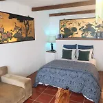 Beach House Babylon Guest House With Kitchenette And Garden