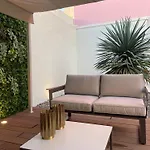 1881 Historical Loft With Garden