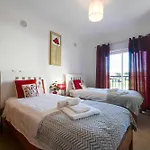 Spacious Apartment With Huge Terrace And Swimming Pool