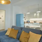 Charming 3Br In The Heart Of Town By Feel Nazare