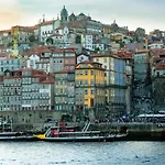 Apartment Near Picturesque Ribeira Do Porto