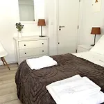 Casas Bernardes