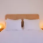 Riverfront Stylish Apartment - Waterfront 2Br