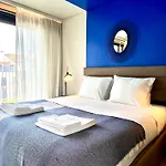 Elegant Studio Santos, Lisbon