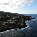 Amazing One Bedroom Apartment With Sea View