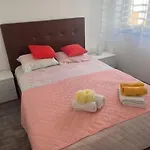 Comfortable Apartment In Nazare 55 M² With Private Parking