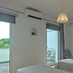 Downtown Praia Da Vitoria Al