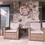 Loving Strangers Hostel