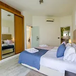 Apt T2 With Unique Location Beachfront