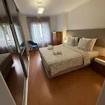 3Br Family-Sized Flat In Lumiar