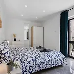 Amazing Oura Beach Apartment