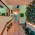 Cozy Nest Hostel
