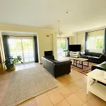 Vila Rolas - Beautiful 5 Bed Villa With Pool And Aircon 3 Min To Luz Beach