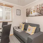 Principe Real, 1Br 1Ba, Private Terrace, Calm