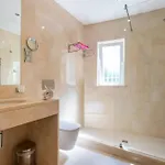 Coolhouses Algarve, Casa Redonda, V3 Lagos