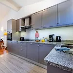 Coolhouses Algarve Luz,3 Bed Townhouse, Lovely Sea View, Walking Distance To Beach, Casa 24 Lbc