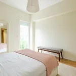 Olivais Spacious Apartment Near Airport