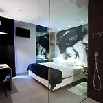 Mood - Private Suites