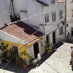 Cozy River View Alfama apartment