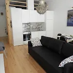 Oporto Center Spot