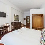 Go2Oporto @Flores Guest House