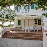 Bougainvilleas Villa - Private Pool And Parking, Nearby Beach