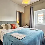 Sao Pedro 30 Guests Apartment