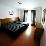 Apartamentos Turísticos Vila Praia