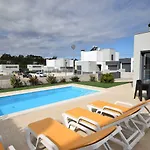 Lavish Villa In Foz Do Arelho With Private Swimming Pool