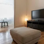 Apartment In Center Of Lisbon