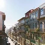 Aposentus - Charming Center Apartment With Balcony