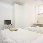 Tagus 5 Colours Suites