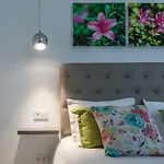 Azaleas Guest House