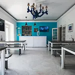 Blue Boutique Hostel & Suites