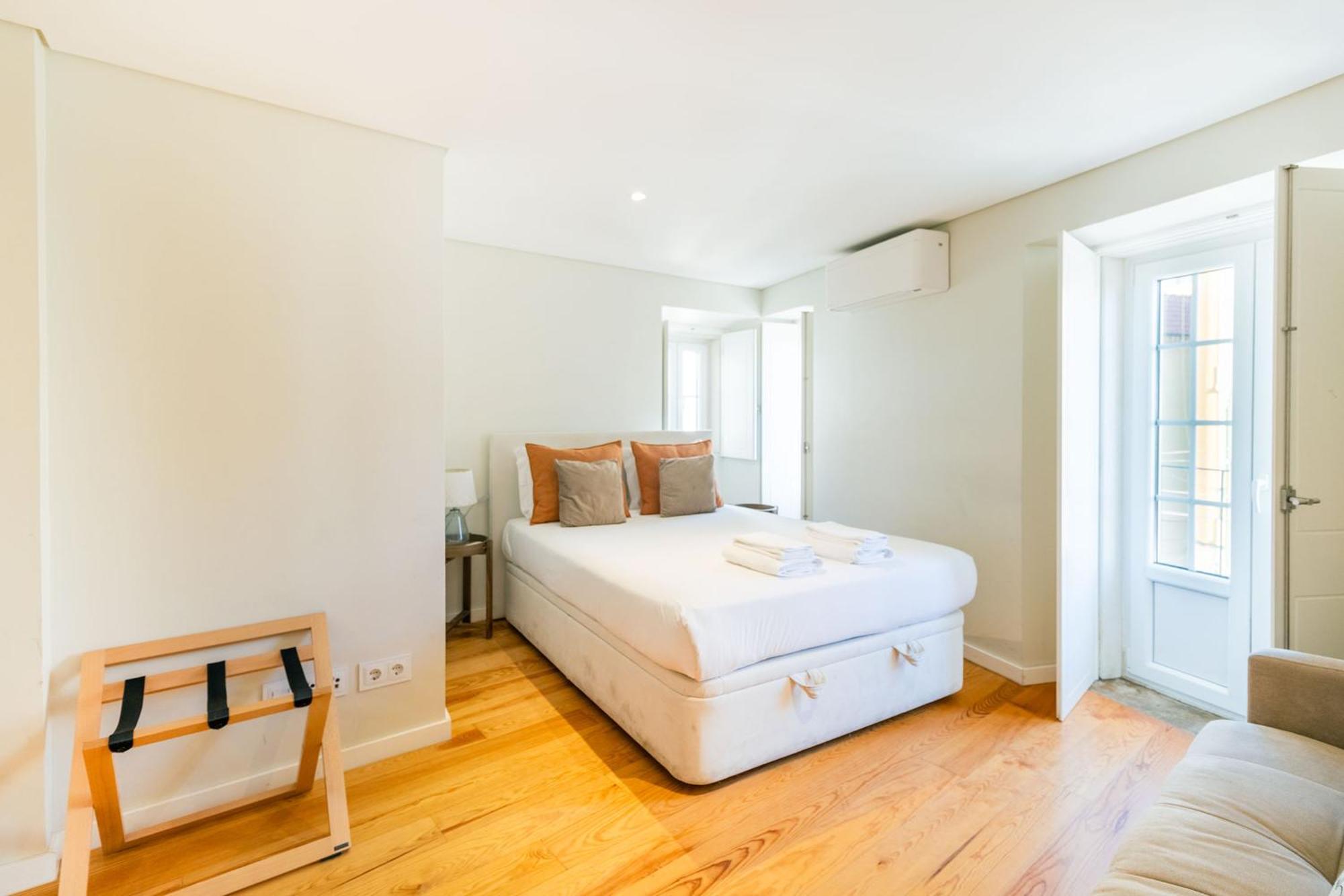 Discover Lisbons History - Stylish In Alfama Appartamento