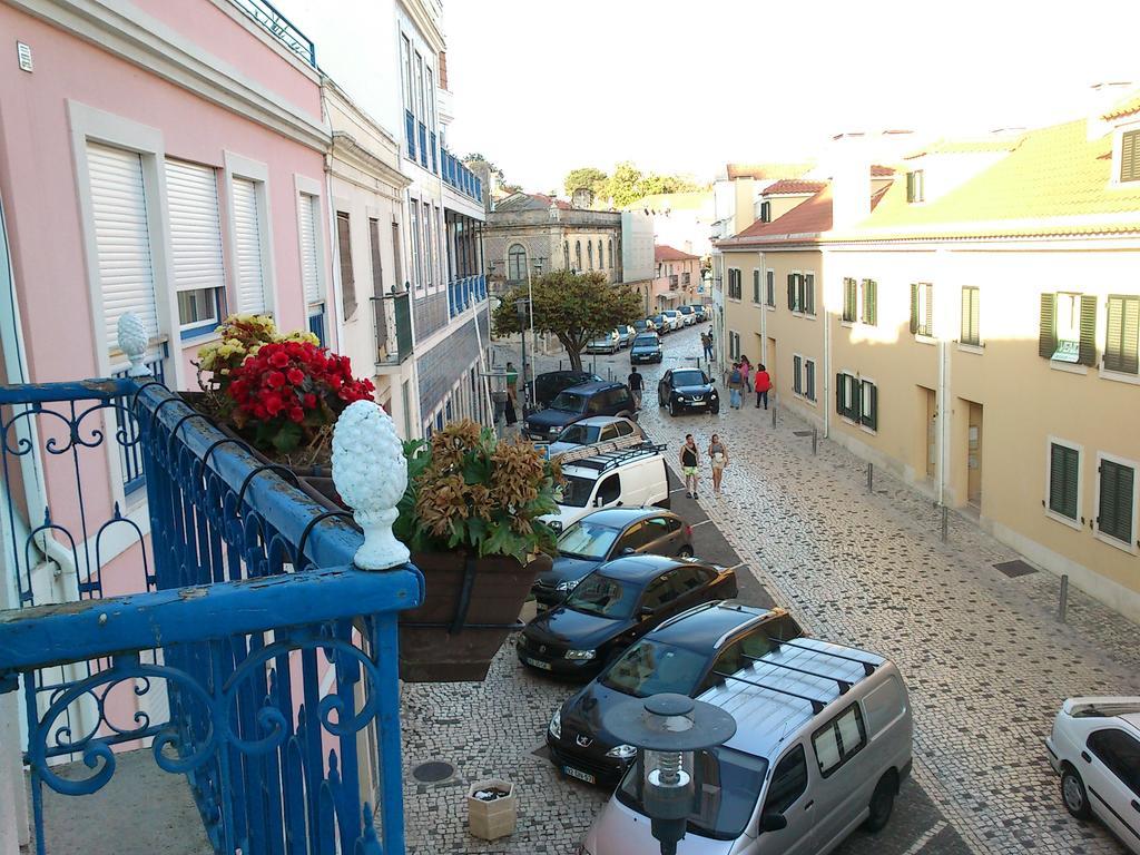 Guest house Andar Com Jardim E Estacionamento Paco de Arcos