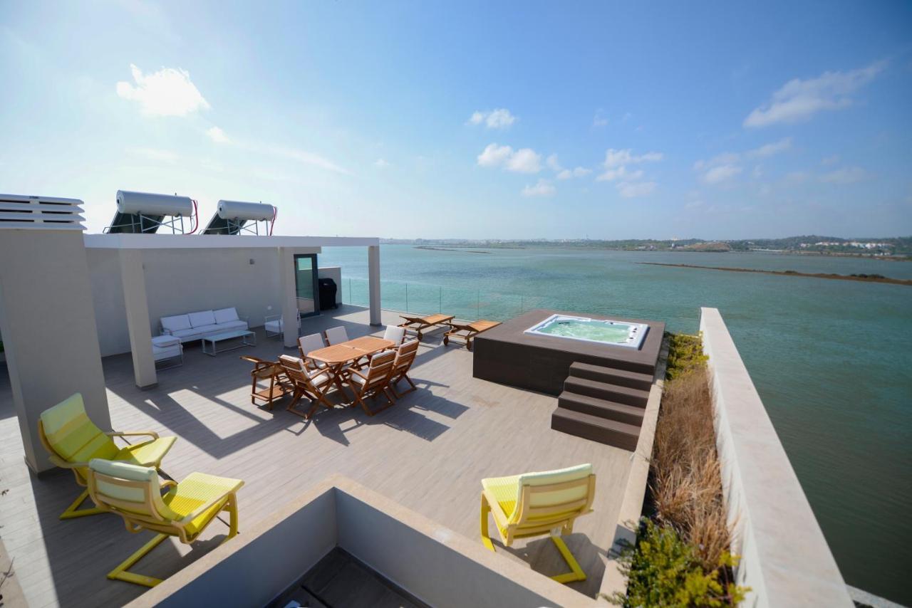 Arade Riverside Modern